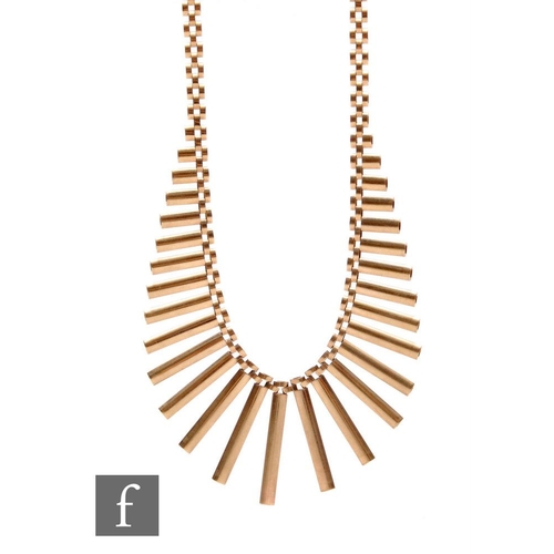 19 - A 9ct gold graduated fringe necklace, length 22.5cm, 26.8g.PLEASE VIEW CONDITION REPORT... 