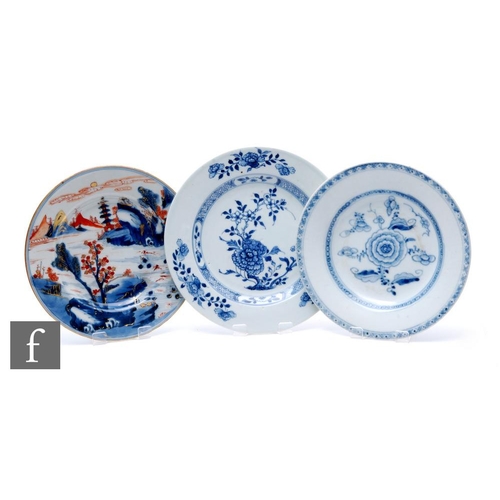 46 - An 18th Century Nanking Cargo shipwreck porcelain plate, decorated with traditional blue floral moti... 