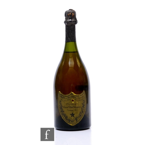 516 - A bottle of 1973 Dom Perignon Champagne, 75cl.PLEASE VIEW CONDITION REPORT