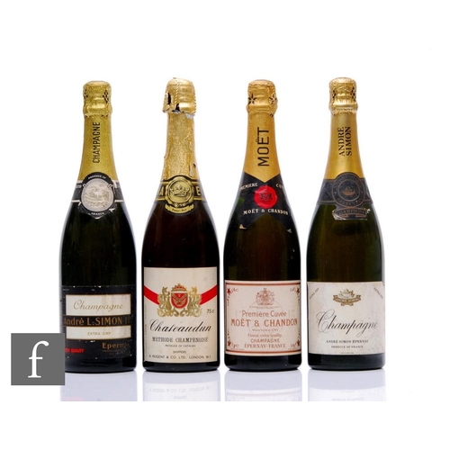 525 - A collection of 1960s/70s vintage Champagnes and sparkling wines, to include Moet & Chandon Prem... 