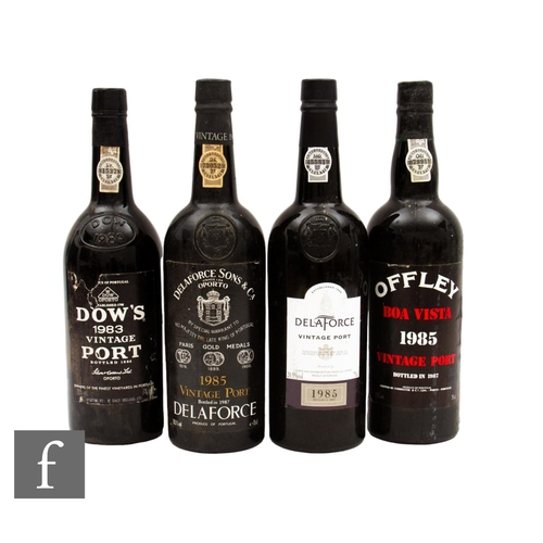 574 - Four bottles of vintage port, to include 1985 Offley Boa Vista vintage port, bottled 1987, Dow's 198... 