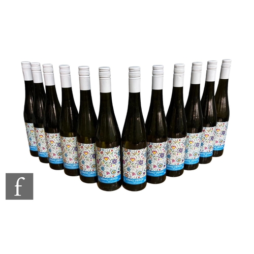 670 - Twelve bottles of 2021 Vinho Verde, Portugal, white. (12)PLEASE VIEW CONDITION REPORT