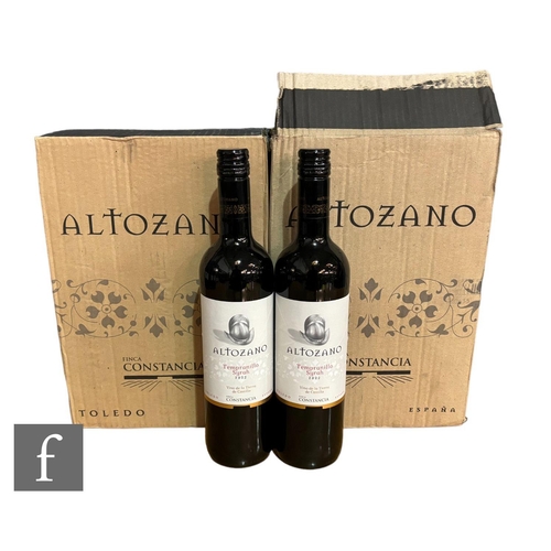 703 - Two cases (twelve bottles) of 2022 Altozano Tempranillo Syrah, Spain, red. (12)PLEASE VIEW CONDITION... 