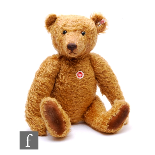 284 - A Steiff 652332 Horace, The Longfellow Bear, red-blond mohair, limited edition 460 of 1500, with cer... 