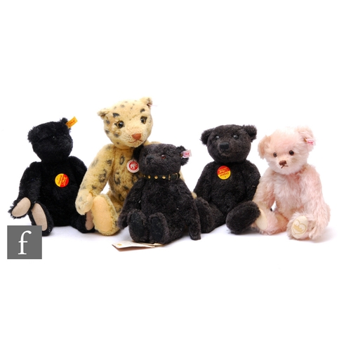 293 - A collection of Steiff teddy bears, 662546 Jack, 420696 Leopard, 661983 Queen of Hearts Princess Dia... 