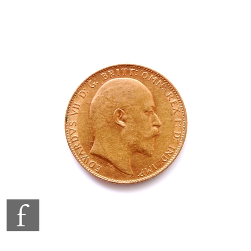 287 - An Edward VII full sovereign dated 1907.