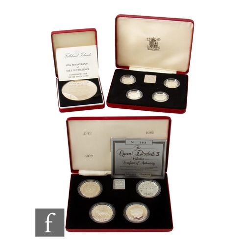 110 - Elizabeth II - A Queen Elizabeth II Collection 1972-1981 cased set of four crowns, also a 1984 -1987... 