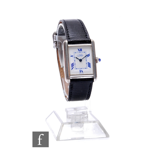 319 - A Must de Cartier silver quartz Tank Wristwatch, ref:2416, Roman numerals to a white rectangular dia... 