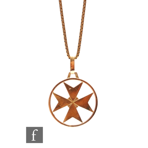 276 - An 18ct gold Maltese cross pendant on 9ct box link chain, length of chain 52cm, weight of pendant 5g... 