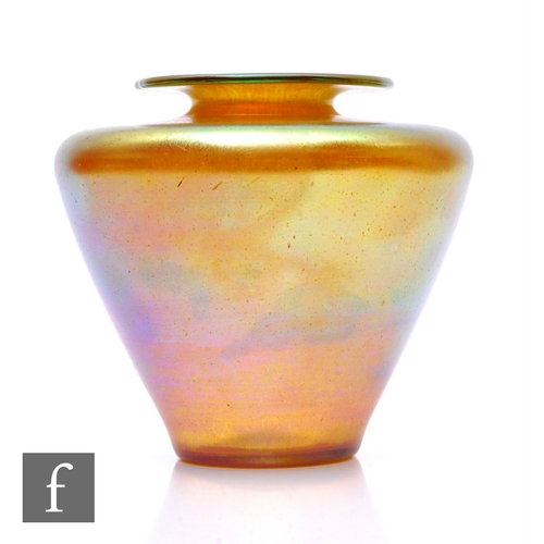 7 - Loetz - An early 20th Century Candia Silberiris glass vase, circa 1900, of shouldered and tapered fo... 