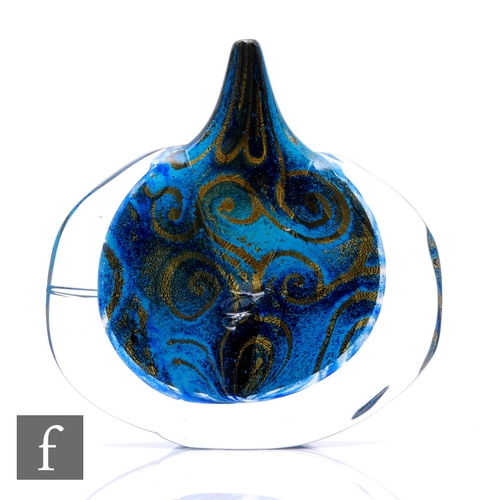 1139 - Timothy Harris - Isle of Wight Glass - A contemporary fish head vase, opaque tonal blue core with av... 