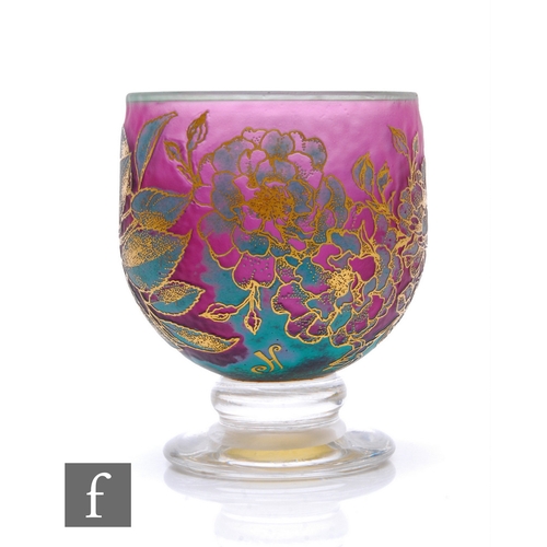 1153 - Jonathon Harris - Ironbridge - A contemporary Golden Jubilee commemorative studio gold cameo glass R... 