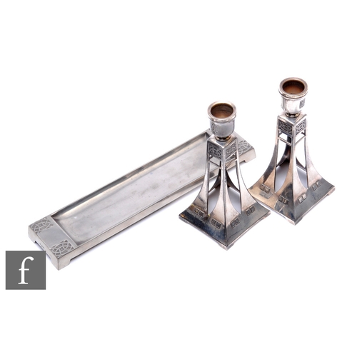 24 - Wurttembergische Metallwarenfabrik (WMF) - An early 20th Century three piece desk set, comprising tr... 