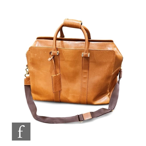 1342 - Salvatore Ferragamo - A weekender carry travel bag, all in tan leather, with gold tone hardware and ... 