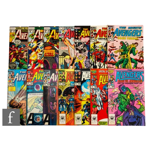 195 - A collection of bronze age Marvel The Avengers comics, to include some key issues including #158, fi... 