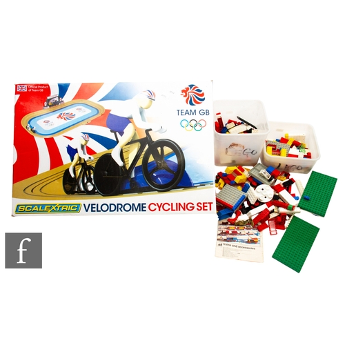 262 - A Scalextric Team GB Velodrome Cycling Set, boxed, together with a quantity of Lego pieces.