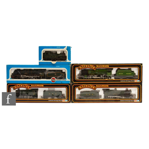 43 - Three OO gauge Palitoy Mainline locomotives, to include 37-075 4-6-0 (T) British Railways lined gree... 