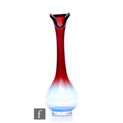 1078 - Nils Landberg - Orrefors - A mid Century 'Tan-Si' glass bulb vase, of compressed ovoid form on circu... 