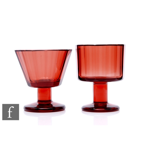 1086 - Sven Palmqvist - Orrefors - A pair of post war glass goblets, each slice cut to the bowl, one of con... 