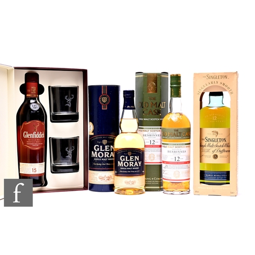 43 - Four bottles of Scottish single malt whisky, to include a Glenfiddich 15 years aged presentation box... 