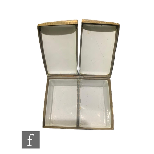 9 - A George III Bilston enamel rectangular double snuff box, the two hinged covers with standing figure... 