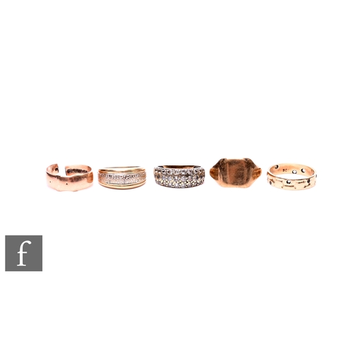 83 - Five assorted 9ct rings to include signet and stone set examples, total weight 13g, damages. (5)