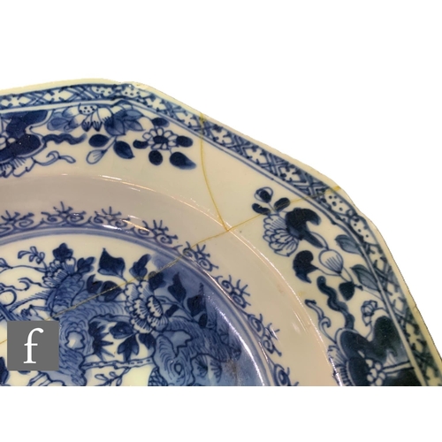 460 - A collection of 18th Century Chinese Qianlong period export porcelain blue and white plates and dish... 