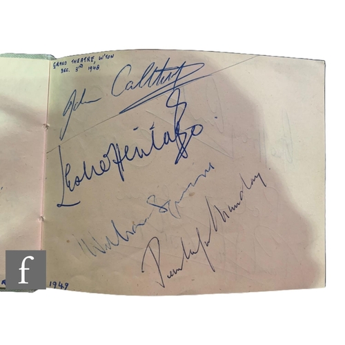 743 - An autograph album signed by Lawrence Olivier and Vivian Leigh, also other theatre actors, a photogr... 