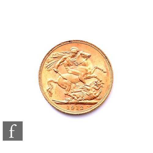 687 - George V - A sovereign, 1912, reverse St George and Dragon.