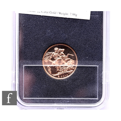 698 - Elizabeth II - A sovereign, 2017, reverse St George and Dragon, slabbed with certificate in mahogany... 