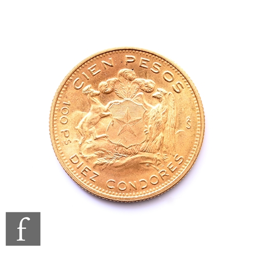 710 - Chile - A one hundred Pesos 1962, 20.3g.