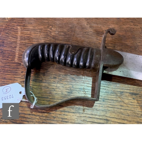 640 - A British light cavalry officer's sabre and scabbard, D shaped pierced knuckle guard, leather grip, ... 