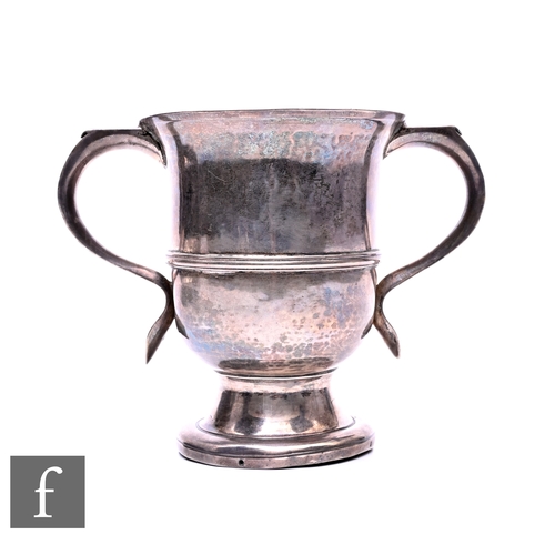 480 - A George III hallmarked silver twin handled loving cup of plain form, weight 11.5oz, height 13cm, Lo... 