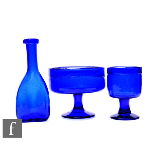 147 - Erik Höglund for Boda, a collection of mid Century cobalt blue bubble glass, to include a triform bo... 