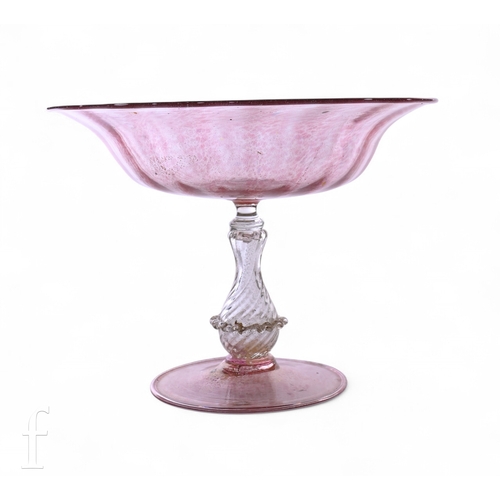 122 - An early 20th Century Italian Murano glass pedestal bowl in the manner of Salviati, the upper shallo... 