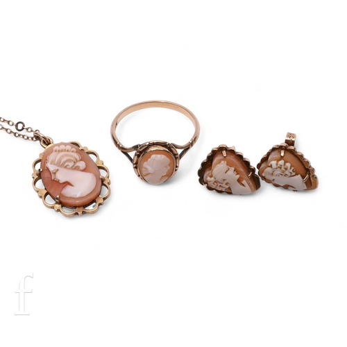 53 - A 9 carat gold and cameo suite of jewellery, to include a pair of heart shaped earrings, a ring stam... 