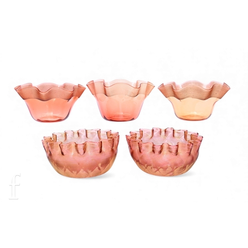 229 - A pair of late 19th Century Stevens & Williams finger bowls, of circular form with frill rim, de... 