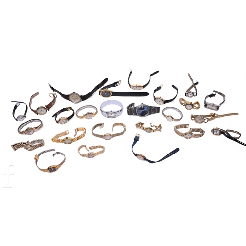 370 - A collection of assorted wristwatches with quartz and manual wind movements to include examples by R... 