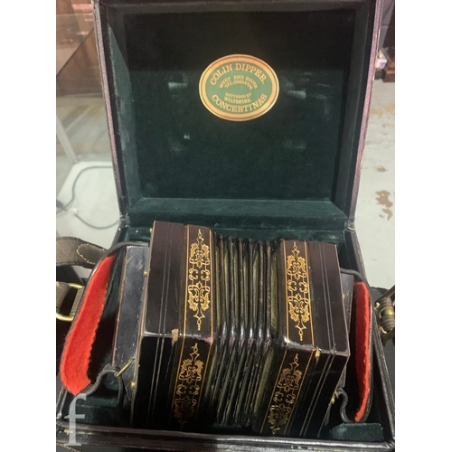 456 - A 19th Century concertina by Charles Jeffries London, twenty five key operation tooled gilt bands of... 