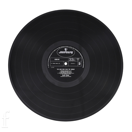 1 - David Bowie - The Man Who Sold The World, Mercury 6338041, first pressing, 'Dress Cover', silver and... 