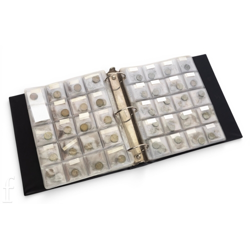 19 - Victoria to Elizabeth II - A comprehensive collection of pre-decimal and half pennies in date order,... 