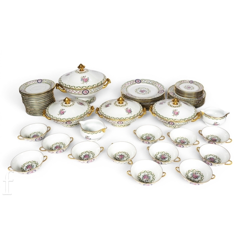 800 - A Haviland Limoges 'Louveciennes', porcelain part dinner service, decorated with floral sprigs and l... 