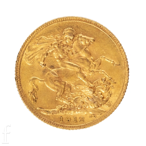 27 - George V - A sovereign 1912, reverse St George & Dragon, in plastic case.
