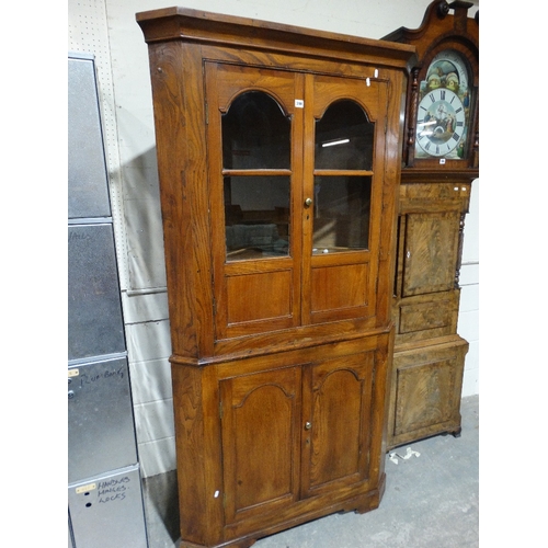 294 - A Georgian Style Oak Two Piece Standing Corner Cupboard, 79