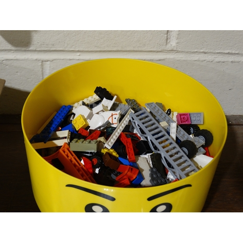 124 - A Plastic Lego Yellow Storage Box & Contents