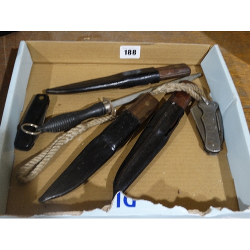 188 - A Quantity Of Workmans Knives