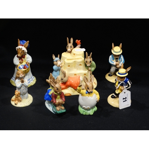 21 - A Quantity Of Royal Doulton Bunnikins Figures (7)