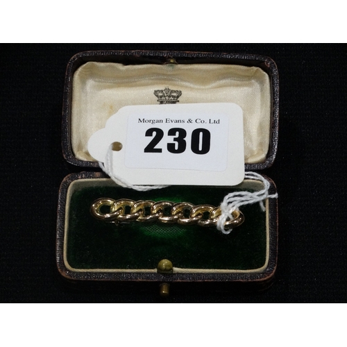 230 - A 9ct Gold Link Bar Brooch With Chester Hallmarks