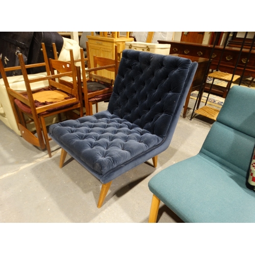 431 - A Contemporary Blue Button Backed Easy Chair