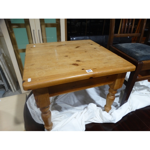 467 - A Pine Square Top Coffee Table